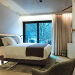 Les Ardillières Du Pont D'oye Hotel