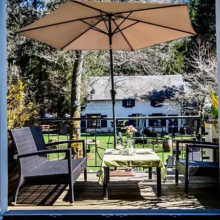 Les Ardillieres Du Pont D'oye Habay-la-Neuve