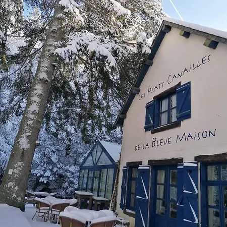 Отель Les Ardillieres Du Pont D'oye 4*