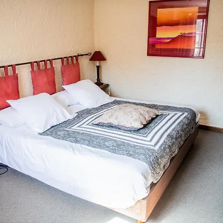 Hotel Les Ardillieres Du Pont D'oye Habay-la-Neuve