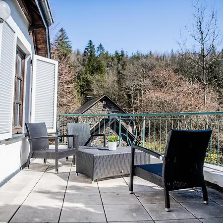 Hotel Les Ardillieres Du Pont D'oye 4*