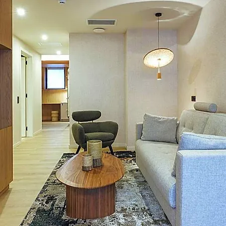 ホテル Les Ardillieres Du Pont D'oye 4*