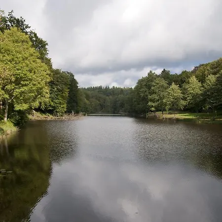 ホテル Les Ardillieres Du Pont D'oye Habay-la-Neuve